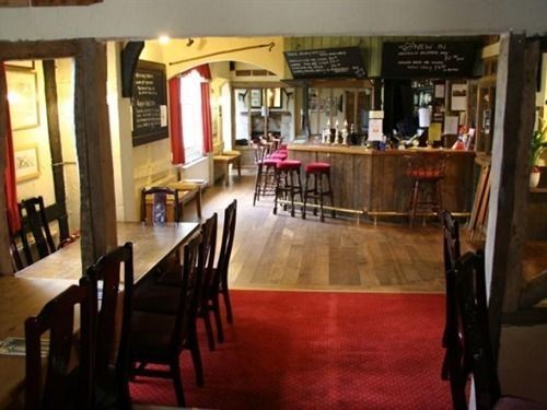 The Crown At Broad Hinton Hotel Luaran gambar